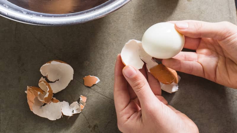 Guaranteed easy peel hard boiled hot sale eggs